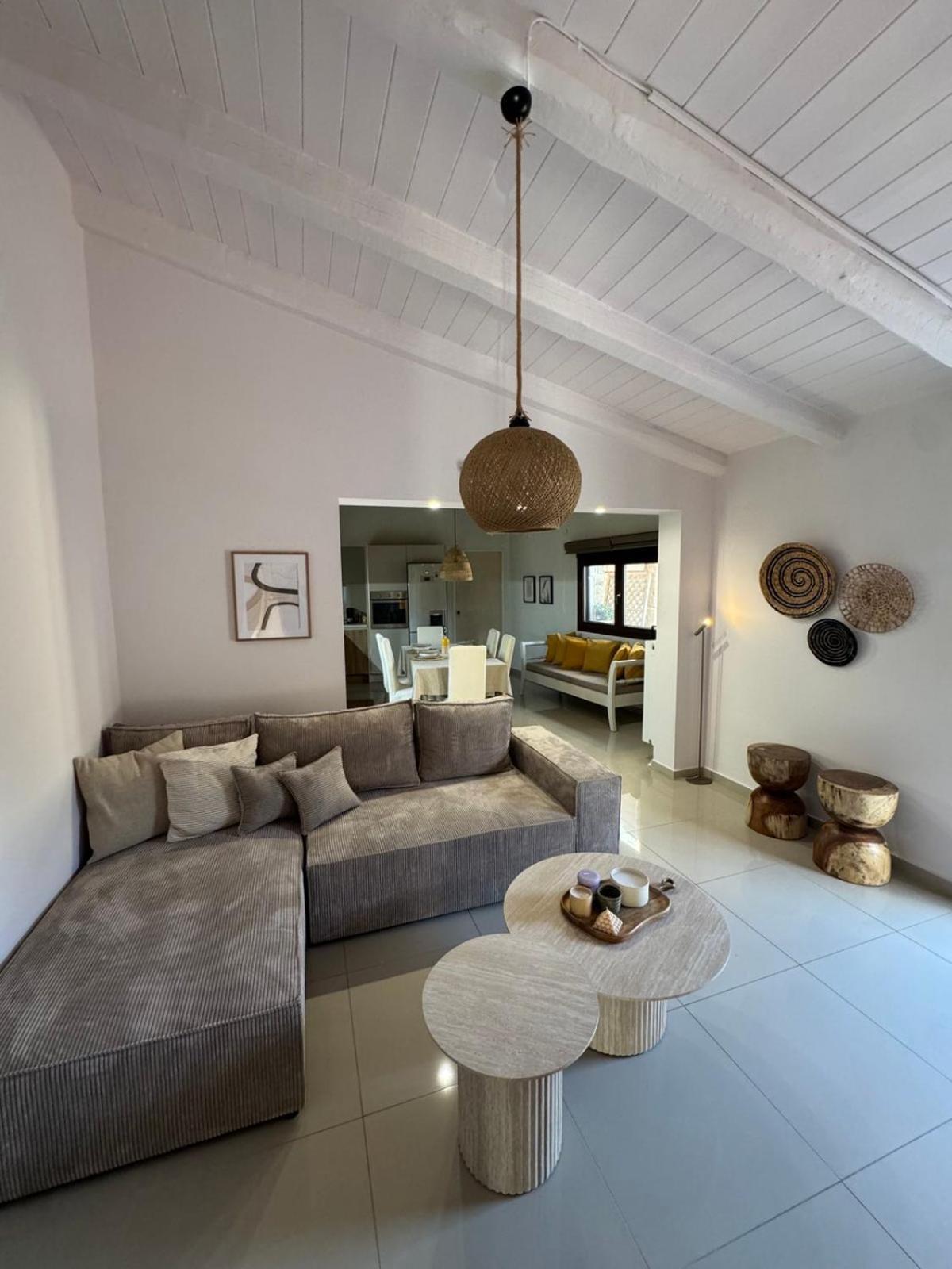 Villa Aspasia With Private Jacuzzi - Oasis Resort Kokkinos Pyrgos Eksteriør billede